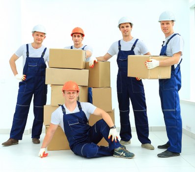 Careful loading support for household items near Chislehurst