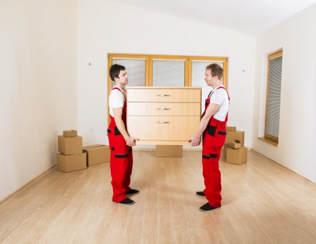 Commercial moving truck service around Chislehurst